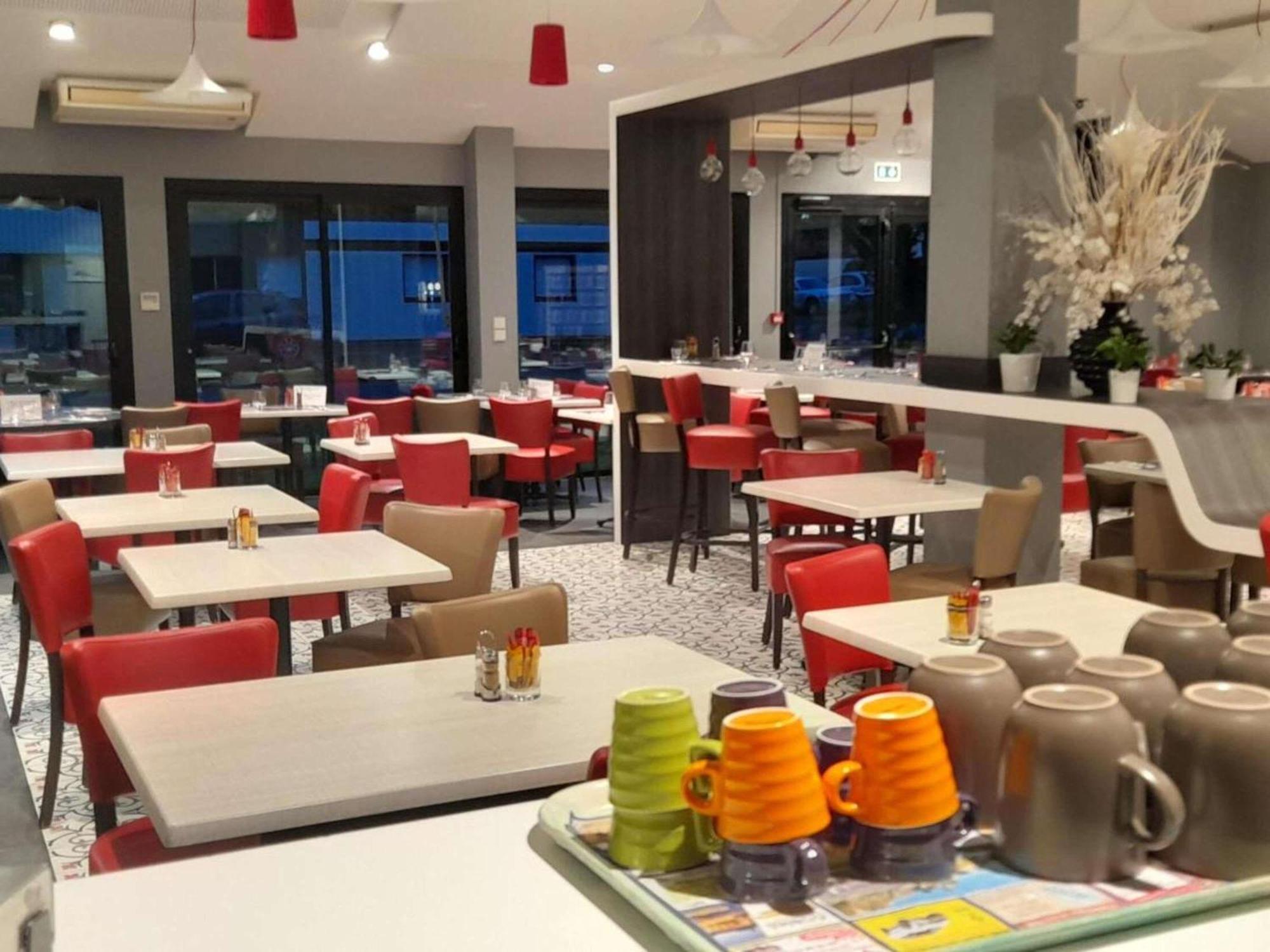 Ibis Styles Segre Hotel Luaran gambar